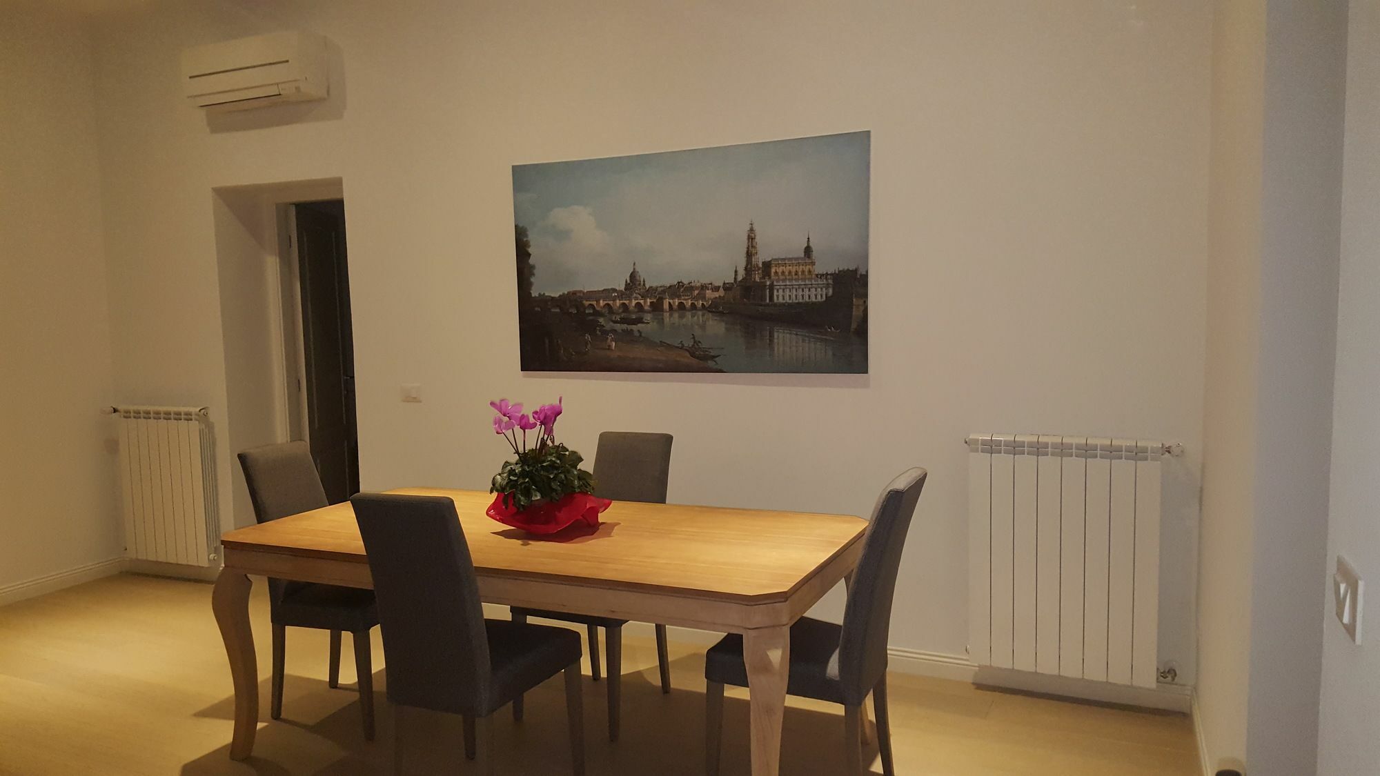 Palazzo De Castro Apartment